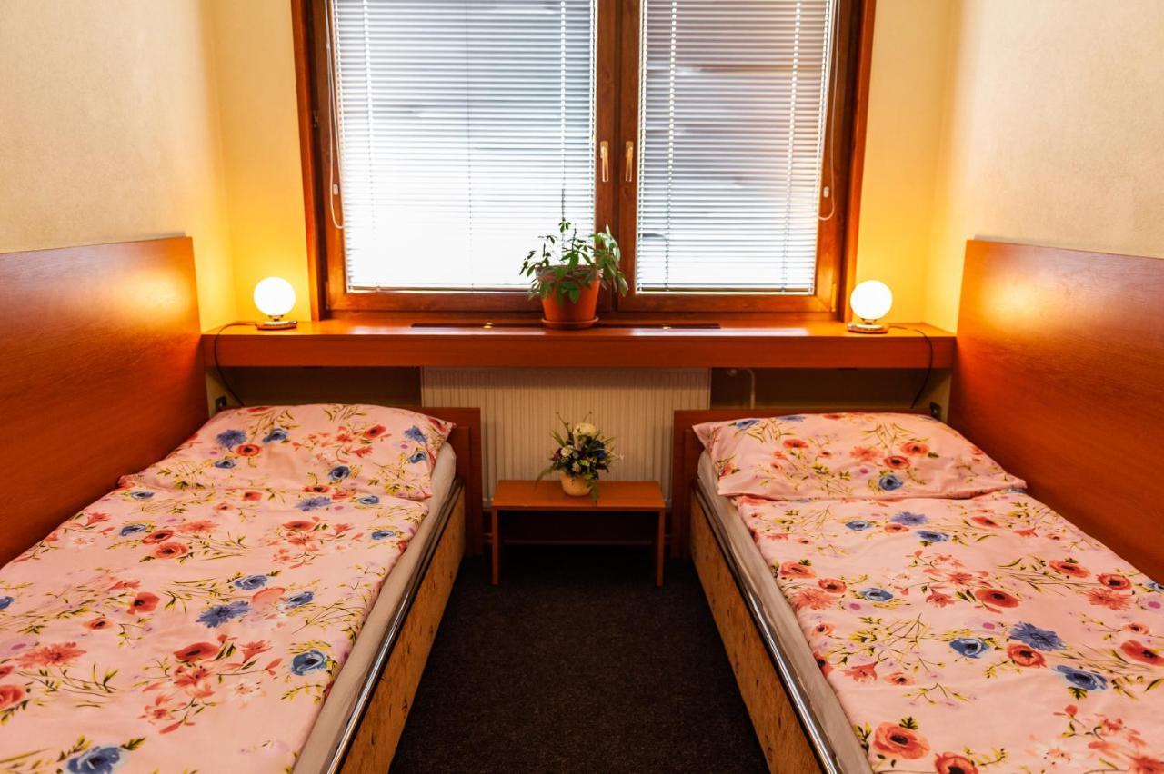 Hotel Acko Ружомберок Екстериор снимка