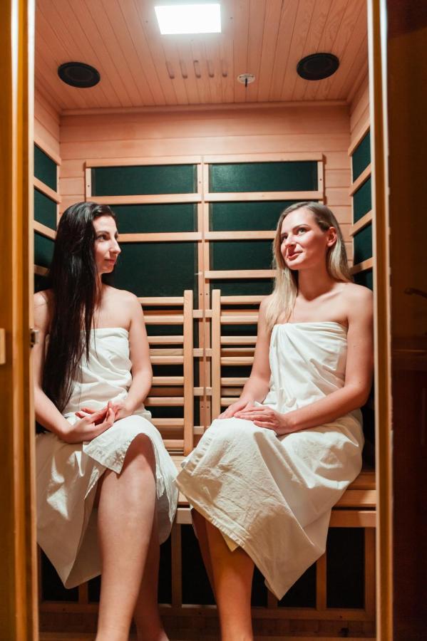 Hotel Acko Ружомберок Екстериор снимка