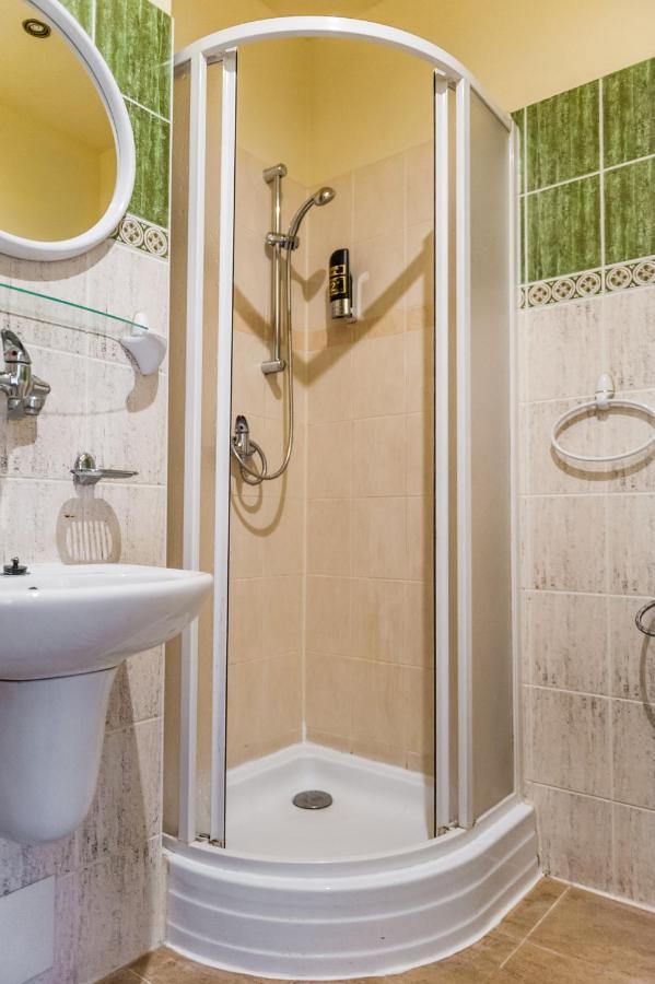 Hotel Acko Ружомберок Екстериор снимка